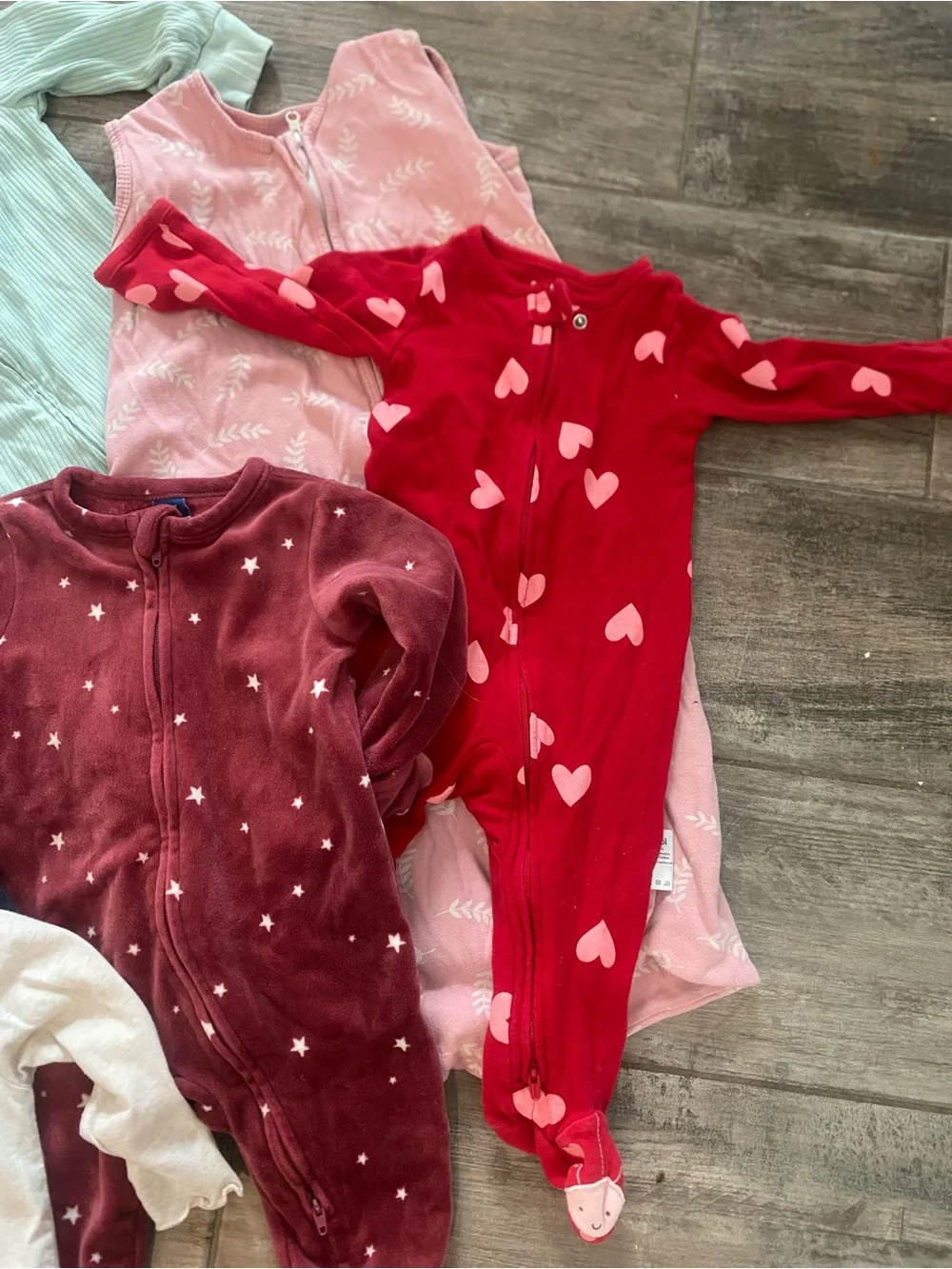 6-9 Month Bundle | Baby Clothing | Girls | Carter’s